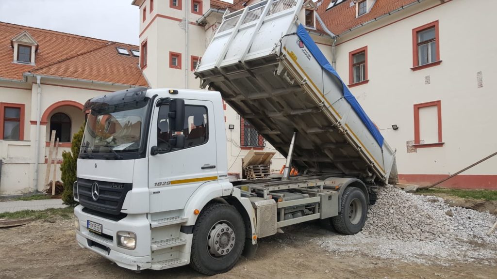 Doprava sypkých materiálov